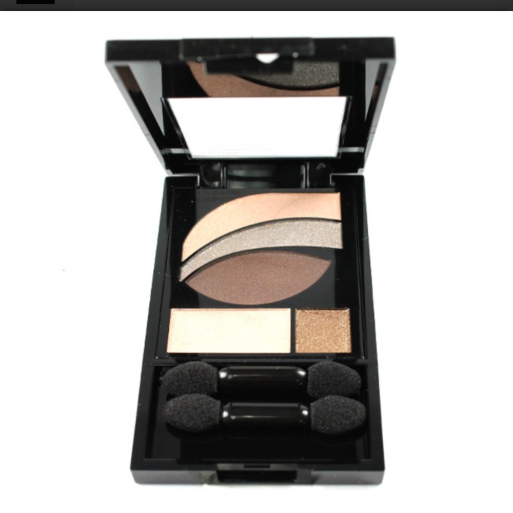 Revlon Eyeshadow Palette - Brown and Gold 501 Metropolitan